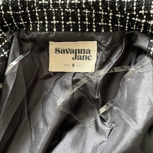 Blazer - Picture 5 of 6